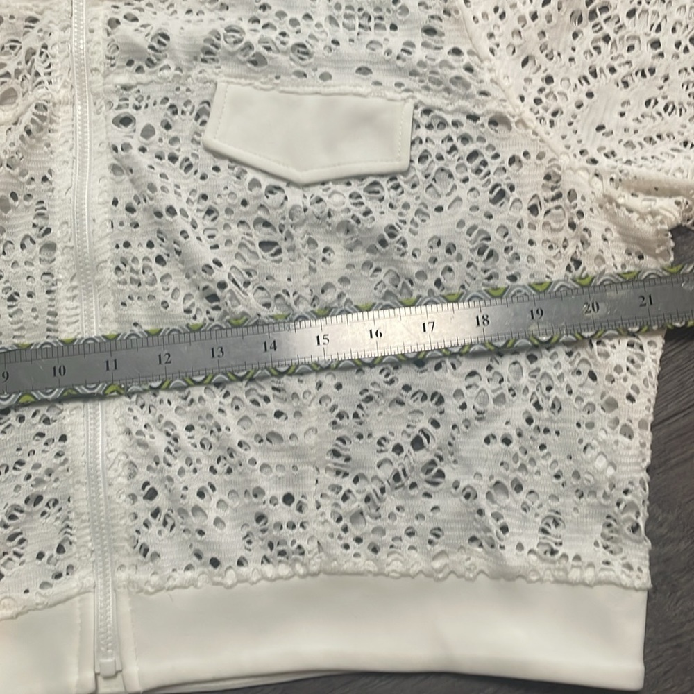 Picadilly White lace like Zip Up cropped Jacket shirt - Picture 8 of 9